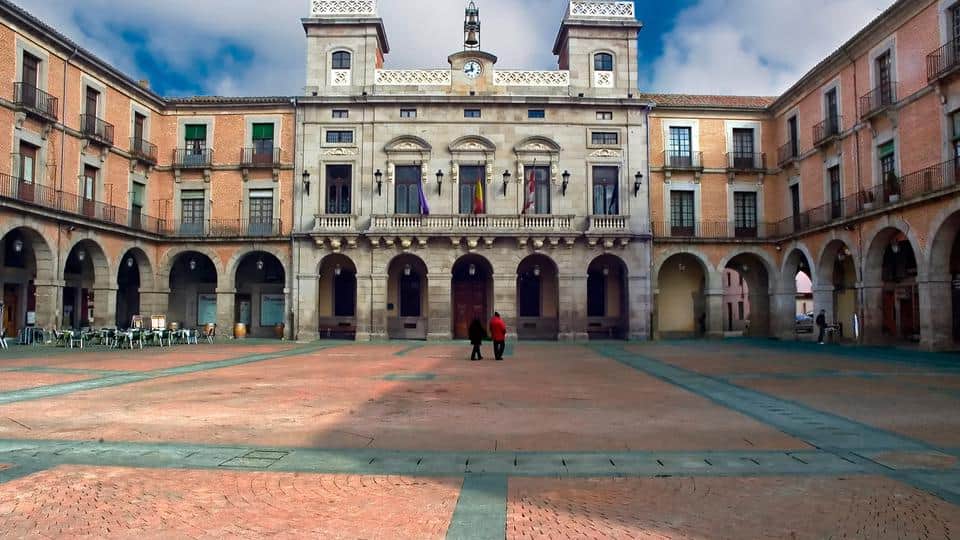 Plaça del Mercat Noi d'Àvila