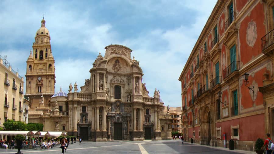 Cardinal Belluga Square