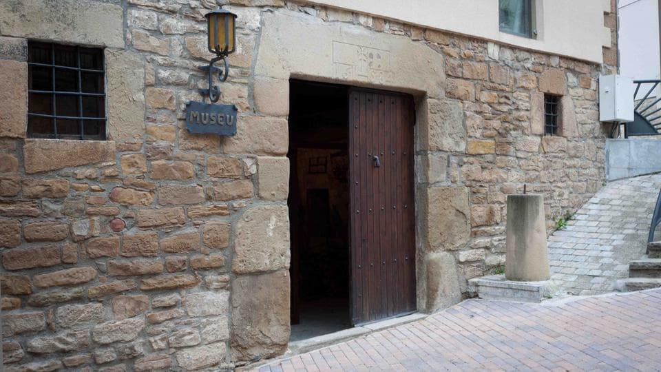 PREGUNTA 1 - Castellgalí Quiz - Museu Etnològic en Castellgali