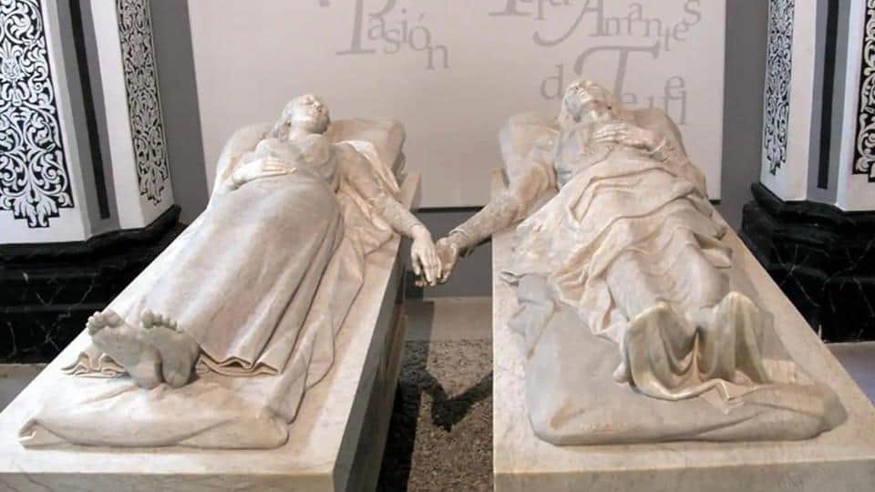 Lovers Mausoleum